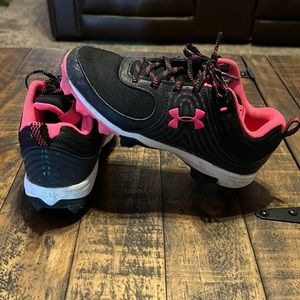 Girls under armour cleats